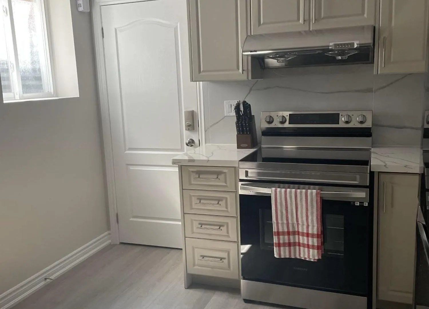 Brand New, Cozy 2 Bdrm Bsmnt Apt Mississauga