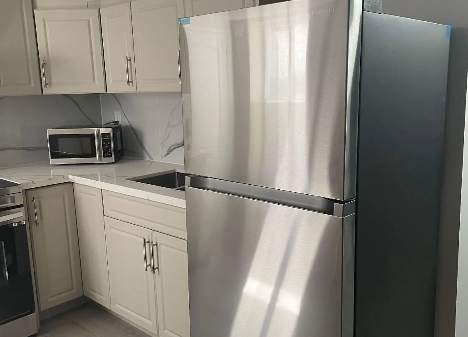 Brand New, Cozy 2 Bdrm Bsmnt Apt Mississauga